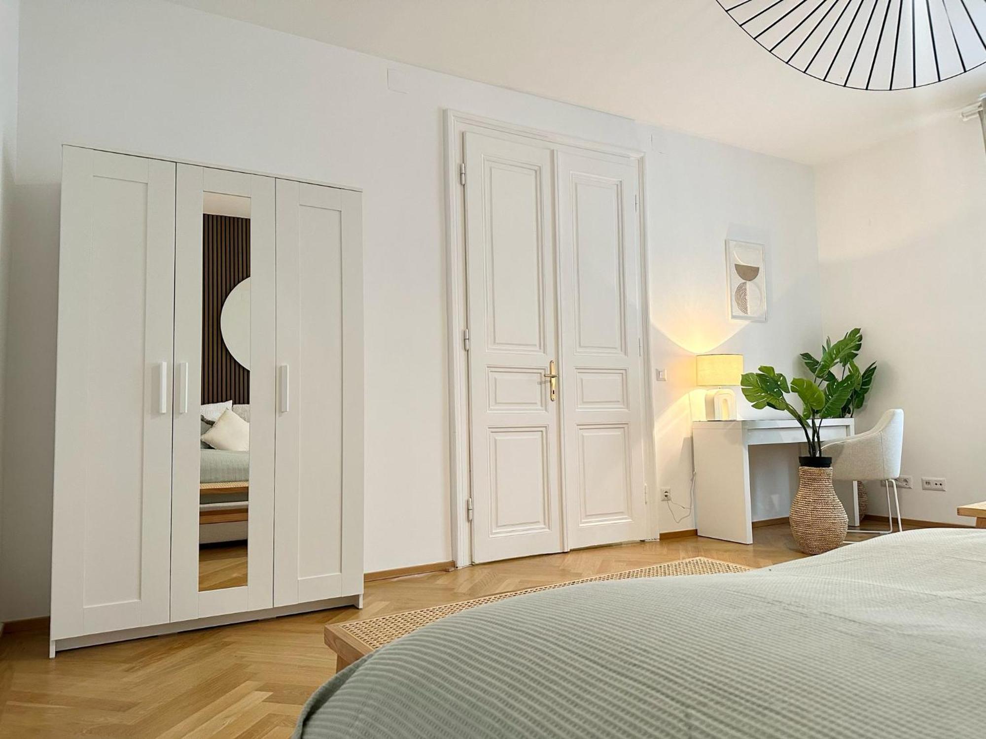 Designer Apartment Near Main Station Vienna Exterior photo